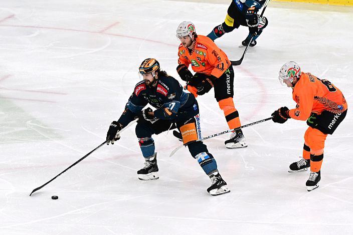 Shawn St.Amant (Steinbach Black Wings Linz),  Steve Oleksy (EHC Liwest Black Wings Linz), Steinbach Black Wings Linz vs Moser Medical Graz 99ers , Linz AG Eisarena