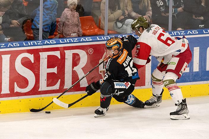 Gerd Kragl (Steinbach Black Wings Linz), Mitchel Hults (HCB Suedtirol Alperia) Steinbach Black Wings Linz vs HCB Suedtirol Alperia, 15. Runde ICE Hockey League, Steinbach Black Wings Linz, Linz AG Eisarena 