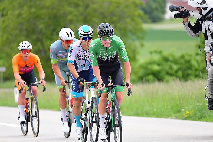 Die Ausreisser mit Josef Dirnbauer (AUT, Cycling Team Schwingshandl), Tobias Nolde (GER, Benotti Berthold), Otto van Zanden (NED, Parkhotel Valkenburg), Yoshiki Terada (JPN, Bahrain Victorious Development Team), 2. Etappe Eferding - Ried im Innkreis, 15. Int. Raiffeisen OÖ-Radrundfahrt UCI Kat. 2.2