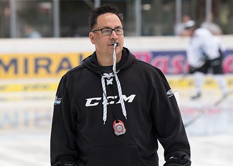  Head-Coach Troy Ward (EHC Liwest Black Wings Linz)