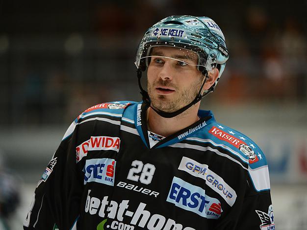 #28 Mike Ouellette EHC Liwest Black Wings Linz vs  EHC Red Bull Muenchen