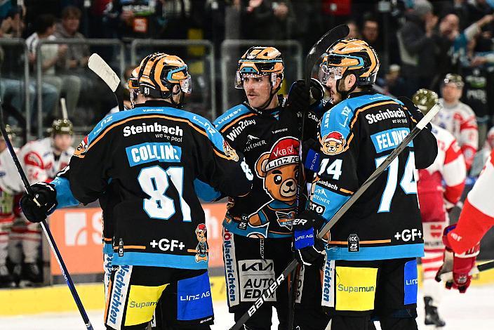 Logan Roe (Steinbach Black Wings Linz) feiert das 5 zu 1,  Win2Day ICE Hockey League,  Steinbach Black Wings Linz vs  HCB Südtirol Alperia,  Linz AG Eisarena 