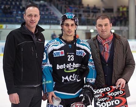 Spieler des Abends Fabio Hofer (EHC Liwest Black Wings Linz), EHC Liwest Black Wings Linz vs EC Red Bull Salzburg, Platzierungsrunde