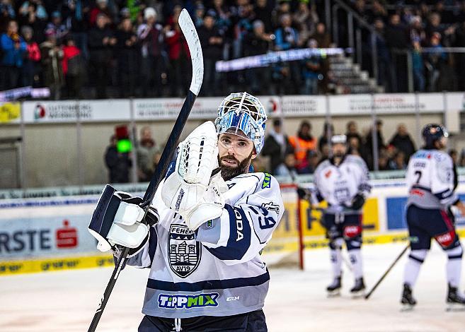 Im Bild: Tormann Michael Ouzas (Hydro Fehervar AV 19),  Eishockey,  EHC Liwest Black Wings Linz vs Hydro Fehervar AV 19