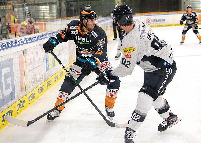 Andreas Kristler (Steinbach Black Wings 1992), Stefan Häuszle (Dornbirn Bulldogs), Black Wings Linz vs Dornbirn Bulldogs , Eishockey, Bet at Home ICE Hockey League