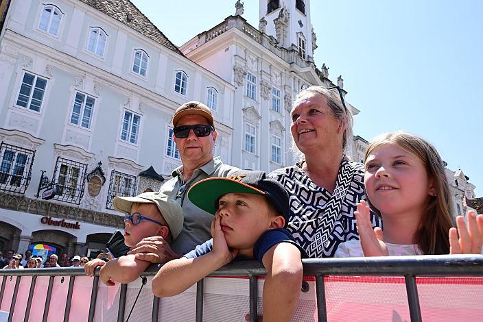 Die Familie von Riccardo Zoidl (AUT, Hrinkow Advarics),  4. Etappe von Steyr nach Steyr, 170,5km, Tour of Austria