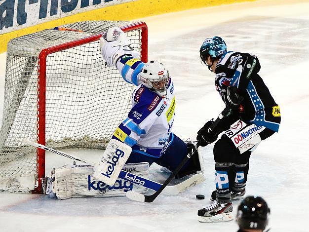 Danny Irmen (Liwest Black Wings Linz) und Jean Philippe Lamoureux (EC VSV), EHC Liwest Black Wings Linz vs EC VSV, Play-Offs, Viertelfinale 