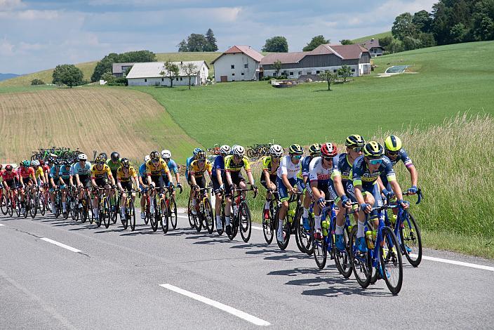  Team Elkov Kasper (CZE) an der Spitze des Feldes, Eferding - Niederkappel,  Int. Raiffeisen Oberösterreich Rundfahrt UCI Kat. 2.2