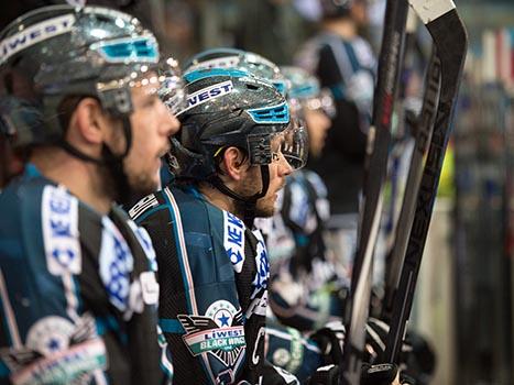 Philipp Lukas, Linz EHC Liwest Black Wings Linz vs HCB Suedtirol, 7. Viertelfinale