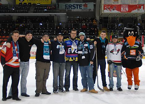 Die Fans aus Zug, Schweiz und von den Black Wings Liwest Black Wings Linz HK Acroni Jesenice