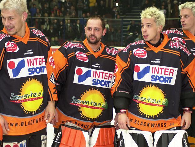Pavel Nestak, Tormann Linz Andreas Berger,  Martin Pewal und Michael Mayer, 2. Tormann