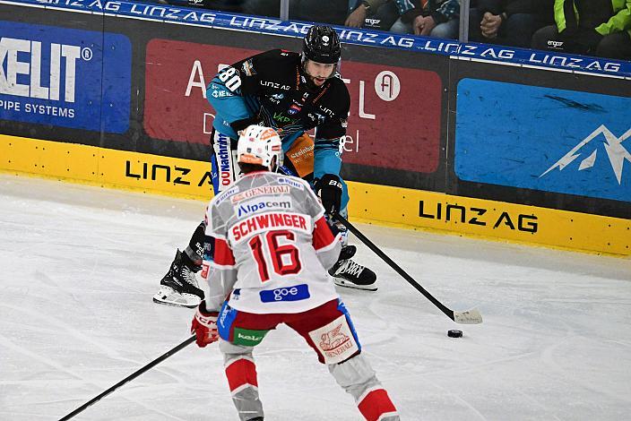 Julian Pusnik (Steinbach Black Wings Linz), Simeon Schwinger (EC KAC),  41. Runde ICE, Steinbach Black Wings Linz vs EC KAC, Linz AG Eisarena 