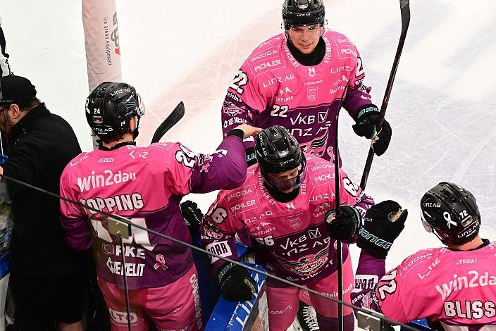 Stefan Gaffal (Steinbach Black Wings Linz) feiert, ICE, Steinbach Black Wings Linz vs HC Tiwag Innsbruck - Die Haie Linz, AG Eisarena