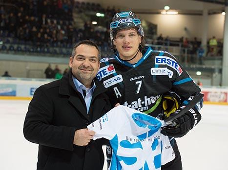 Spieler des Abends Brian Lebler, Linz, EHC Liwest Black Wings Linz vs HC TWK Innsbruck