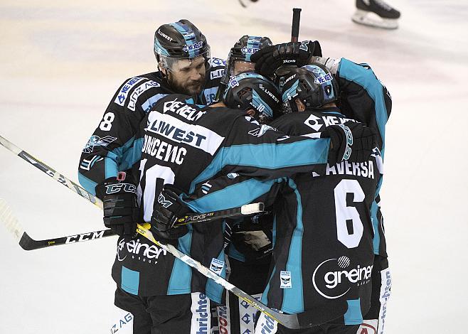 Kevin Kapstad (EHC Liwest Black Wings Linz) feiert das 1 zu 0  EHC Liwest Black Wings Linz vs HCB Suedtirol Alperia