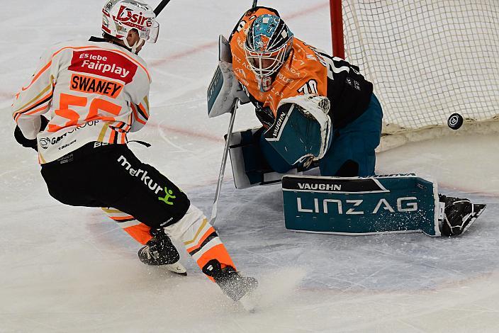 Trenton Bliss (Steinbach Black Wings), Nick Swaney (Moser Medical Graz 99ers), 7. Runde ICE, Steinbach Black Wings Linz vs Moser Medical Graz 99ers, Linz AG Eisarena 