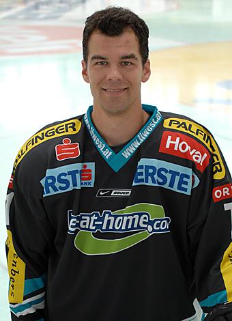 #71 Patrick Leahy, Stuermer, EHC Liwest Black Wings Linz