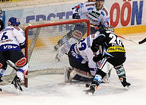 Brad Purdie Liwest Black Wings Linz vs. Bernhard Starkbaum EC Record Fenster VSV