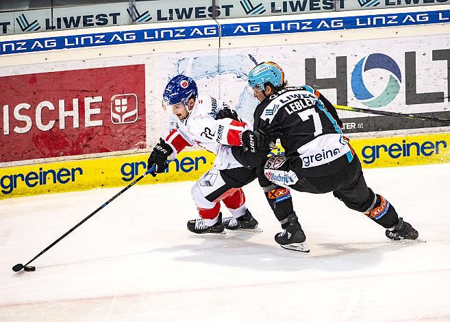 Im Bild: Daniel Wachter (HC TWK Innsbruck  Die Haie), Brian Lebler (EHC Liwest Black Wings Linz) Eishockey,  EHC Liwest Black Wings Linz vs HC TWK Innsbruck
