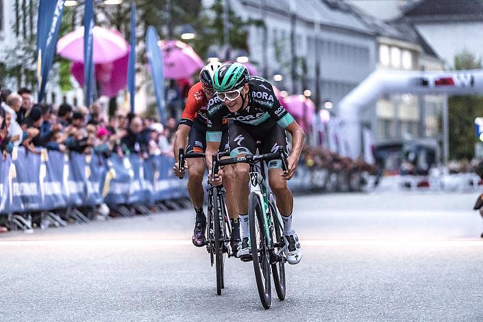 Felix Grossschartner (AUT, Bora - Hansgrohe), Vincenzo Nibali (ITA, Bahrain Merida Pro Cycling Team) Wels Innenstadtkriterium