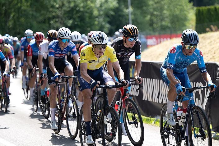 Lander Loockx (BEL, Team Deschacht - Group Hens - Containers Maes) im gelben Trikot, 1. Etappe Eferding - Geinberg, Int. Raiffeisen Oberösterreich Rundfahrt UCI Kat. 2.2