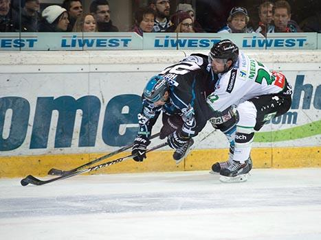 Fabio Hofer, Linz und Kyle, Medvec, Laibach, EHC Liwest Black Wings Linz vs HDD Telemach Olympija Ljubljana