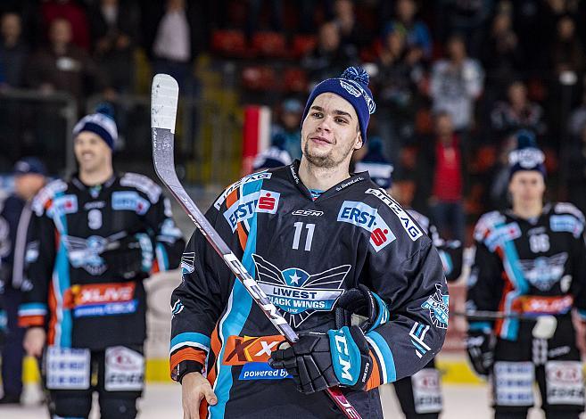 Im Bild: Spieler des Abends Marek Kalus (EHC Liwest Black Wings Linz) Eishockey,  EHC Liwest Black Wings Linz vs EC Panaceo VSV