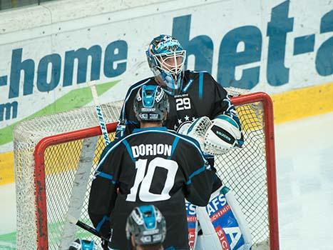 Michael Ouzas, Linz, Tormann, EHC Liwest Black Wings Linz vs Straubing Tigers