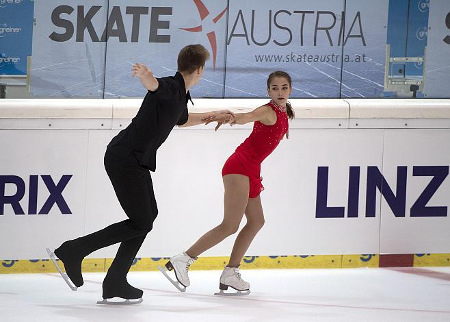 Sofia Nesterova und Artem Darenskyi (UKR), Paarlauf KÃ¼r, ISU Eiskunstlauf Junioren GP Linz
