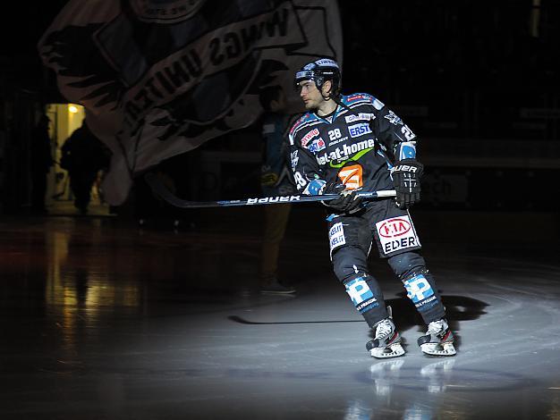 #28 Mike Ouellette, Linz, EHC Liwest Black Wings Linz vs SAPA Fehervar AV19