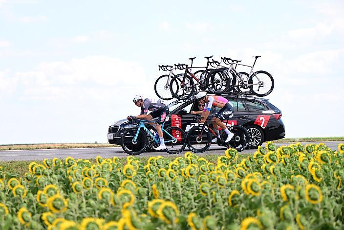 Staatsmeister 2025 Tim Wafler (AUT, Tirol Cycling Team) mit Fluchtgefährten Tobias Bayer (AUT, Alpecin-Deceuninck),,  ÖM Staatsmeisterschaft, Strassenrennen,, Illmitz, Burgenland