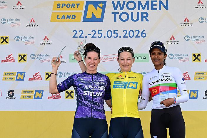 Podest Gesamt 2. Platz Rahel Aschwanden (SUI, Spar CTO Woman), Siegerin Lea Fuchs (SUI, Spar CTO Woman), 3. Platz  Monaliza Chneslasie (ERI, Canyon Sram), Ybbsitz - Hochkar, Sportland NÖ women tour