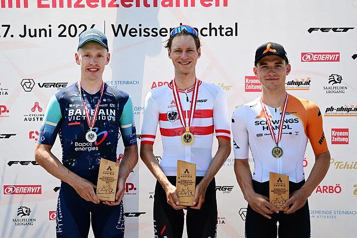 v.l. Podest der Herren 2. Platz Rainer Kepplinger (AUT, Bahrain - Victorious), Sieger Felix Grossschartner (AUT, UAE Team Emirates - XRG), 3. Platz Adrian Stieger (AUT, Schwingshandl Intralogistics)