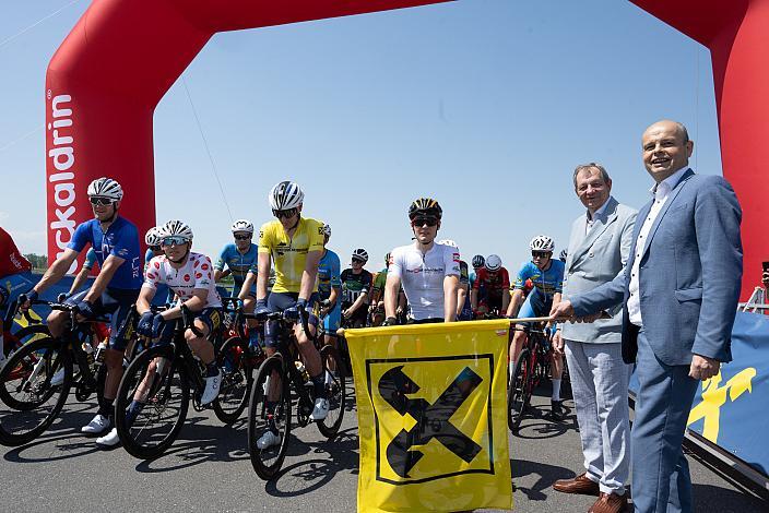 Start in Eferding 1. Etappe Eferding - Geinberg, Int. Raiffeisen Oberösterreich Rundfahrt UCI Kat. 2.2