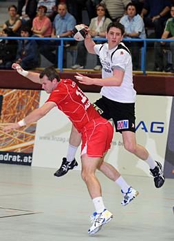  HLA, HC Linz AG vs ALPLA HC Hard der Linzer Alexander Hermann, wirft.