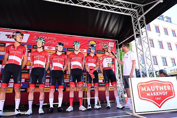 Das Team Österreich mit Gregor Mühlberger (AUT, Austria)  3. Etappe von Lienz nach St. Johann Alpendorf, 188km, Tour of Austria