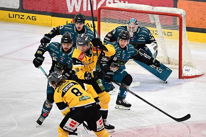 Gunnar Wolfe Emery Fontaine (HC Falkensteiner Pustertal), Gerd Kragl (Steinbach Black Wings Linz), Patrick Söllinger (Steinbach Black Wings Linz), Tormann Dylan Wells (Steinbach Black Wings Linz) 9. Runde ICE, Steinbach Black Wings Linz vs HC Falkensteiner Pustertal, Linz AG Eisarena 