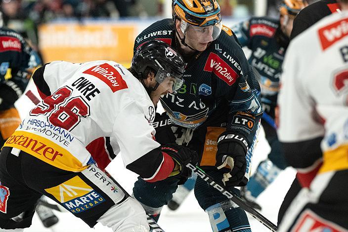 Steven Owre (Bemer Pioneers Vorarlberg), Graham Knott (Steinbach Black Wings Linz) Steinbach Black Wings Linz vs Bemer Pioneers Vorarlberg, Linz AG Eisarena 