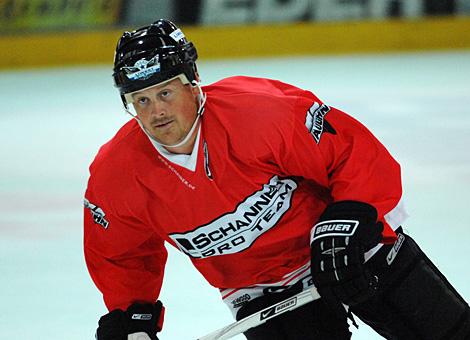 Der Stuermer Rob Shearer, EHC Liwest Black Wings Linz.