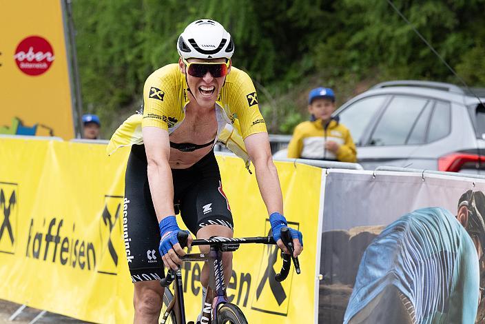 Im Gelben Trikot des Gesamtführenden Timo Kielich (BEL, Alpecin-Deceuninck Development Team), 3. Etappe St.Florian/Asten  - Hinterstoder, Int. Raiffeisen Oberösterreich Rundfahrt UCI Kat. 2.2