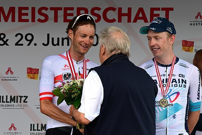 Sieger Felix Grossschartner (AUT, UAE Team Emirates - XRG), Harald J. Mayer (ÖRV, Präsident Österreichischer Radsportverband, Cycling Austria),  ÖM Staatsmeisterschaft, Zeitfahren, Frauenkirchen, Burgenland