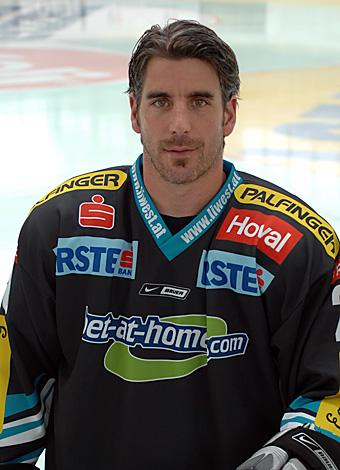 #28 Brad Tiley, Verteidiger, EHC Liwest Black Wings Linz