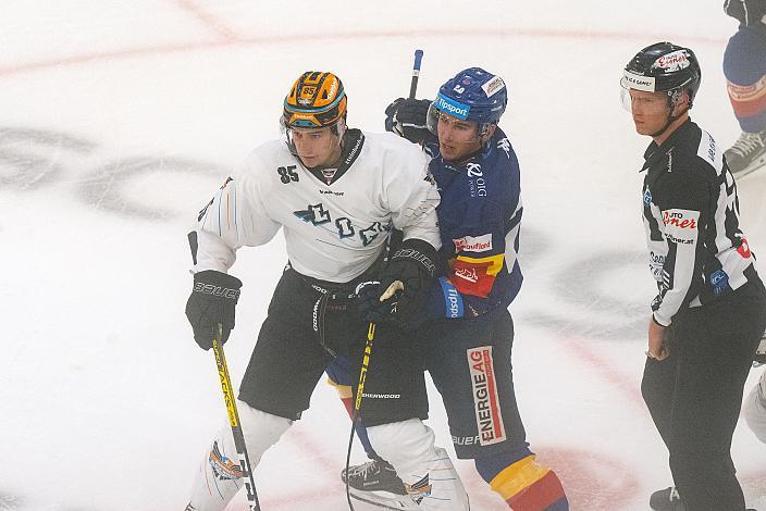 Michael Haga (Steinbach Black Wings Linz), Matej Toman (Motor Ceske Budejovice) Steinbach Black Wings Linz vs Motor Ceske Budejovice, Win2day ICE Hockey League