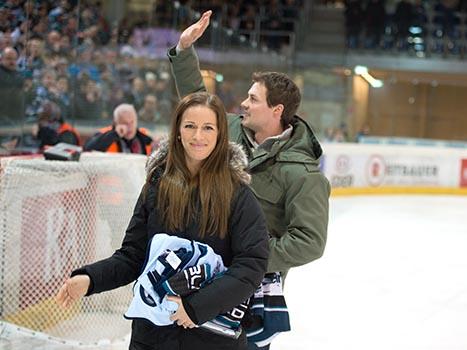 Chad Rau, Linz wird verabschiedet, EHC Liwest Black Wings Linz vs HDD Telemach Olympija Ljubljana