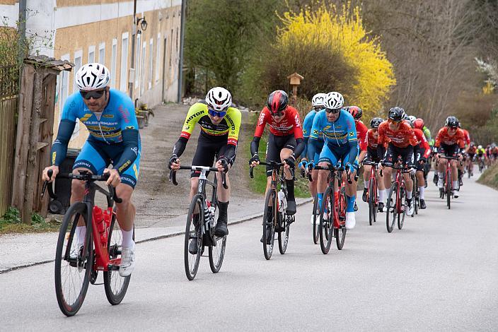 Lukas Meiler, GER (Team Vorarlberg), Philipp Hofbauer (AUT, WSA KTM Graz pb Leomo), Manuel Bosch (AUT, Team Felbermayr Simplon Wels) Herren Elite, U23, Radliga, 62. Radsaison-Eröffnungsrennen Leonding, Oberösterreich 