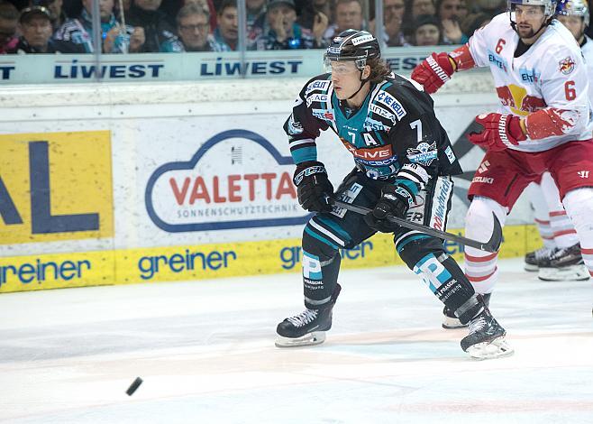 Brian Lebler (EHC Liwest Black Wings Linz) EHC Liwest Black Wings Linz vs EC Red Bull  Salzburg 2. Semifinale