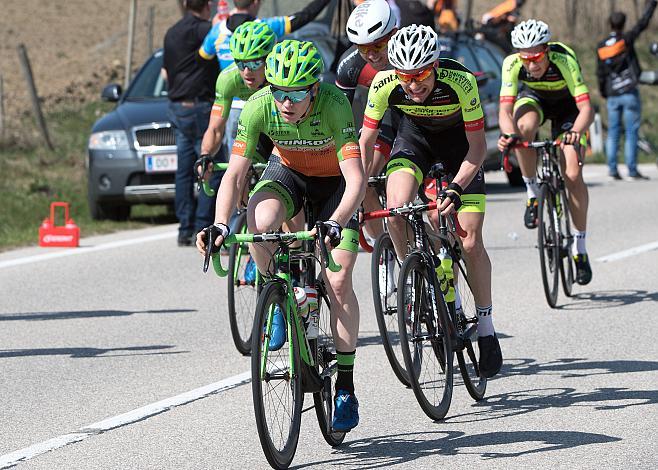 Das Hauptfeld beim Kirschbluetenrennen Dominik Hrinkow (AUT, Hrinkow Advarics Cycleang Team), Sebastian Schönberger (AUT, Hrinkow Advarics Cycleang), 
Das Hauptfeld beim Kirschbluetenrennen Dominik Hrinkow (AUT, Hrinkow Advarics Cycleang Team), Sebas