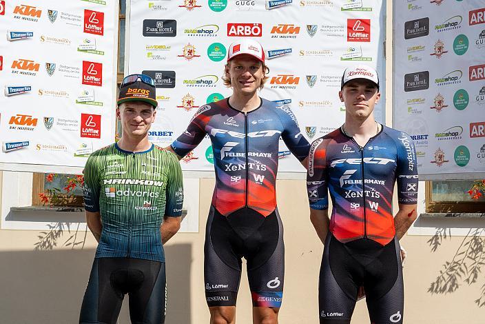 Podest 2. Platz Jaka Primozic (SLO, Hrinkow Advarics), Sieger Sebastian Schönberger (AUT, Team Felt - Felbermayr) 3. Platz Emanuel Zangerle (AUT, Team Felt - Felbermayr), Road Cycling League Ranshofen, OÖ