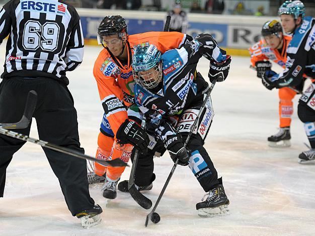 Stefan Gaffal (Liwest Black Wings Linz) und Leon Konecny (Graz 99ers), EHC Liwest Black Wings Linz vs Graz 99ers, Zwischenrunde