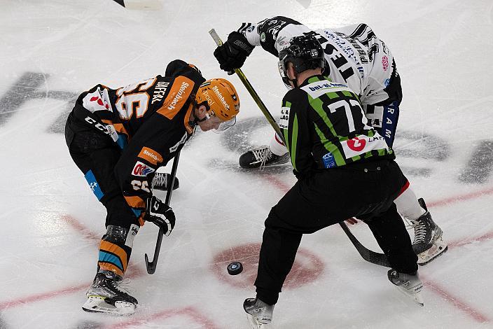 Stefan Gaffal (Steinbach Black Wings Linz), Radek Prokes (Tesla Orli Znojmo) Steinbach Black Wings Linz vs Tesla Orli Znojmo, bet-at-home ICE Hockey League